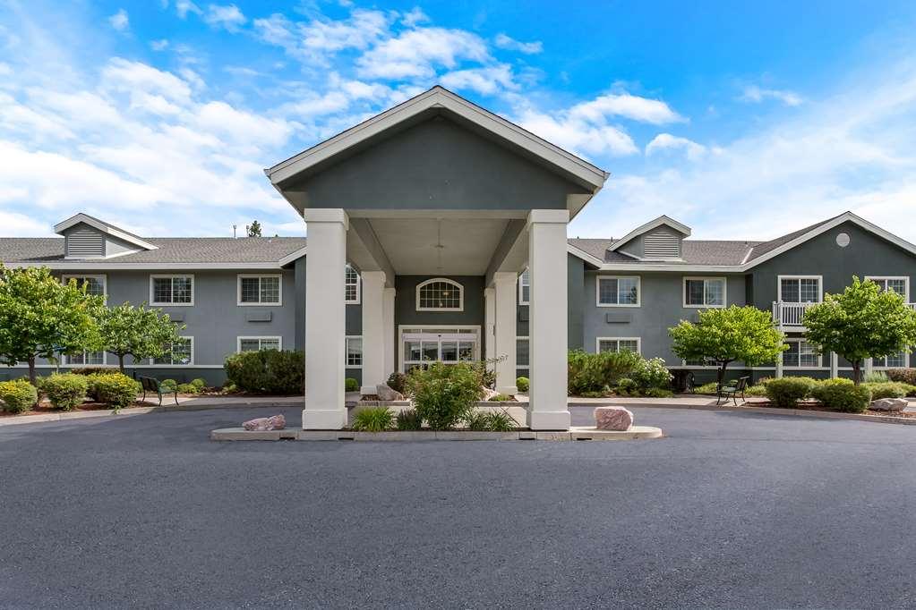 Best Western Rose Quartz Inn Chester Exteriör bild